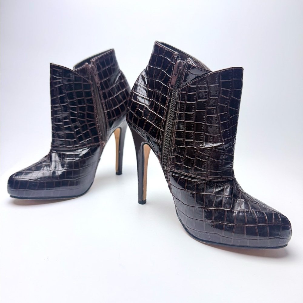 Twenty One Faux Croc Ankle Boots | Women’s Size 6